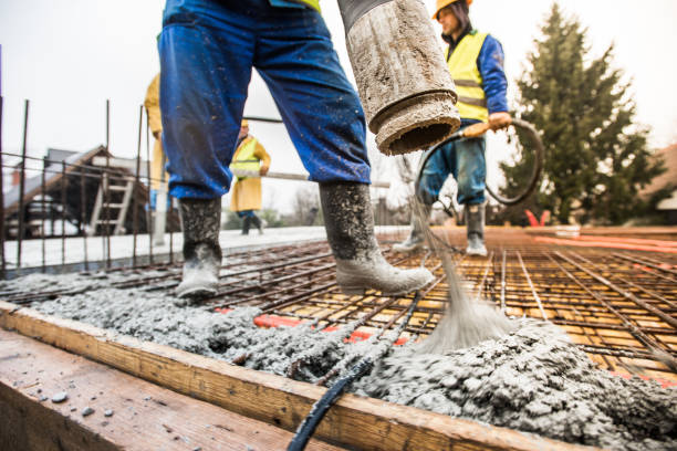 Best Concrete Sidewalk Installation in Holland, OH